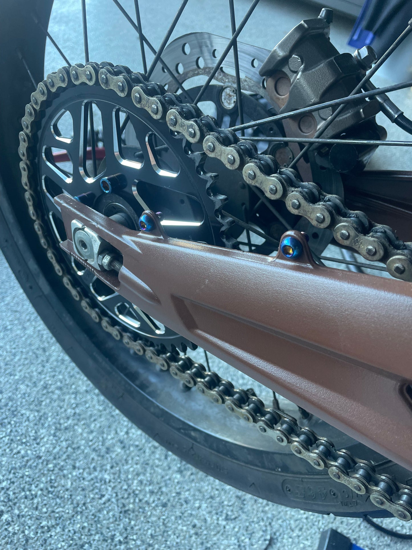 E-moto chain guard titanium(2pc)