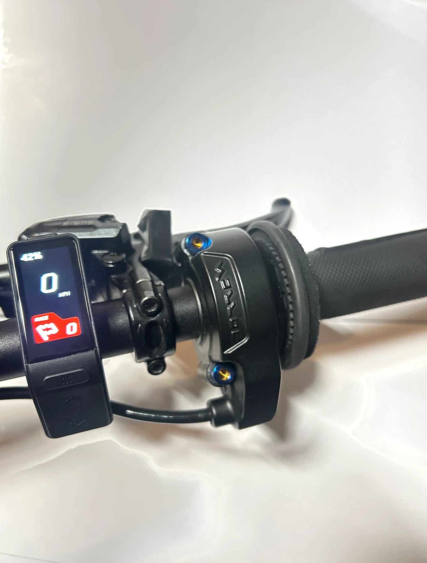 E-moto throttle bolts(2pc)