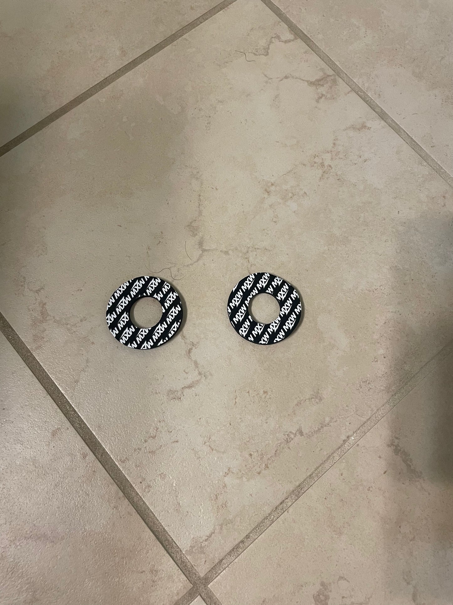 Mxwraps Grip donuts (pack of 2)