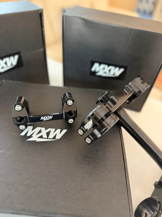 Ultra bee triple clamps