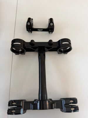 Ultra bee triple clamps
