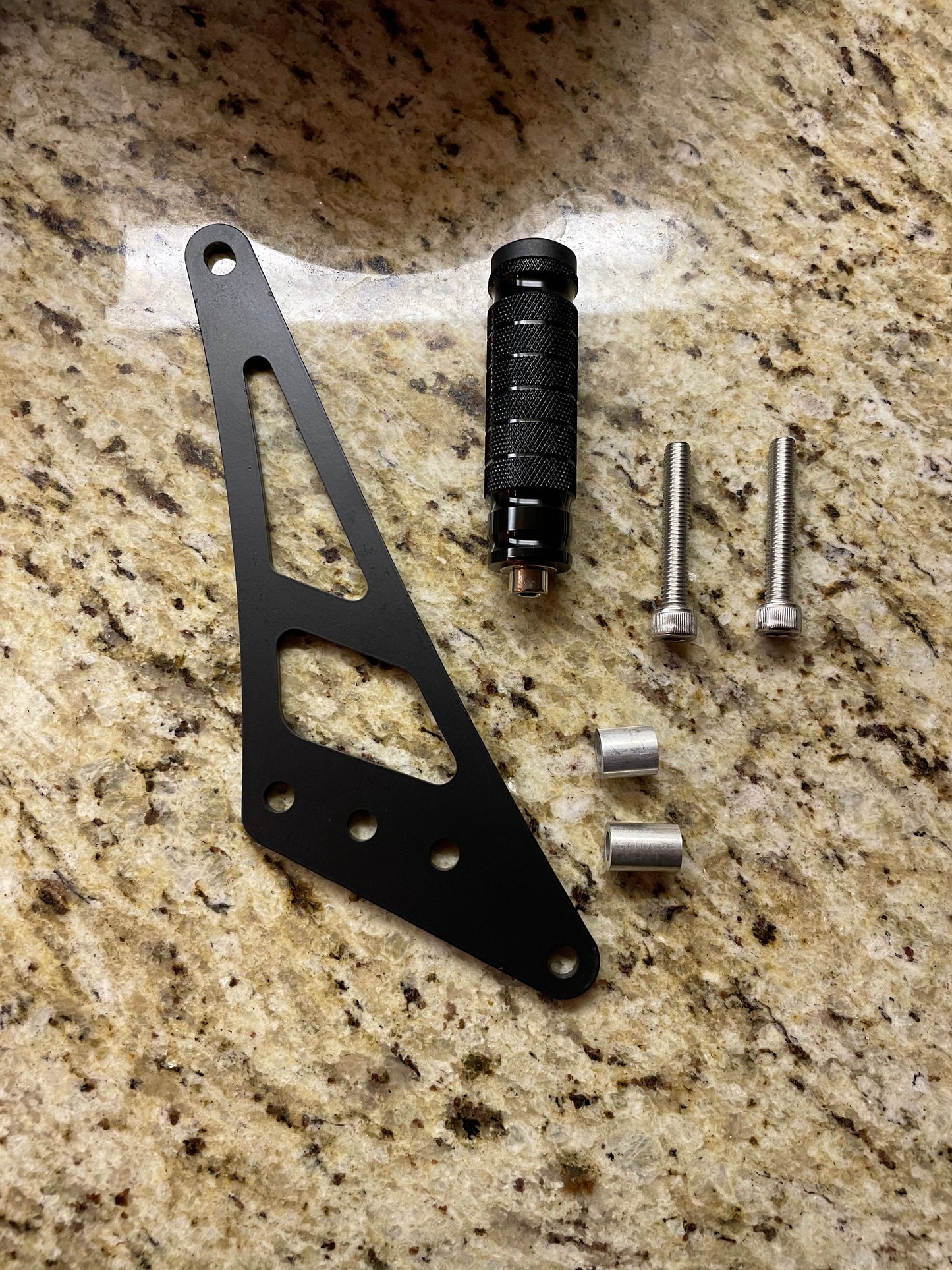 Ultra bee footlock with bracket